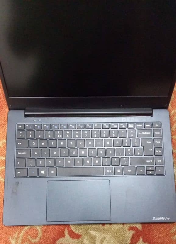 Toshiba Dynabook C-40 8