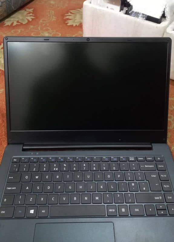 Toshiba Dynabook C-40 9