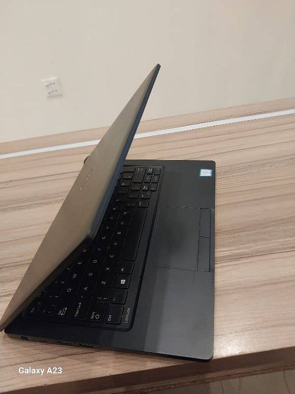 Dell latitude 5280 1