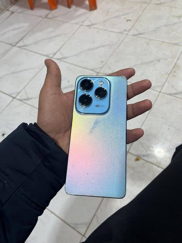 infinix Hot40 pro 12+256 0