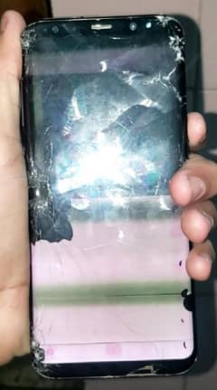 Samsung s8 plus  pta ha magr condition apka samna ha  10/3 on phon ha