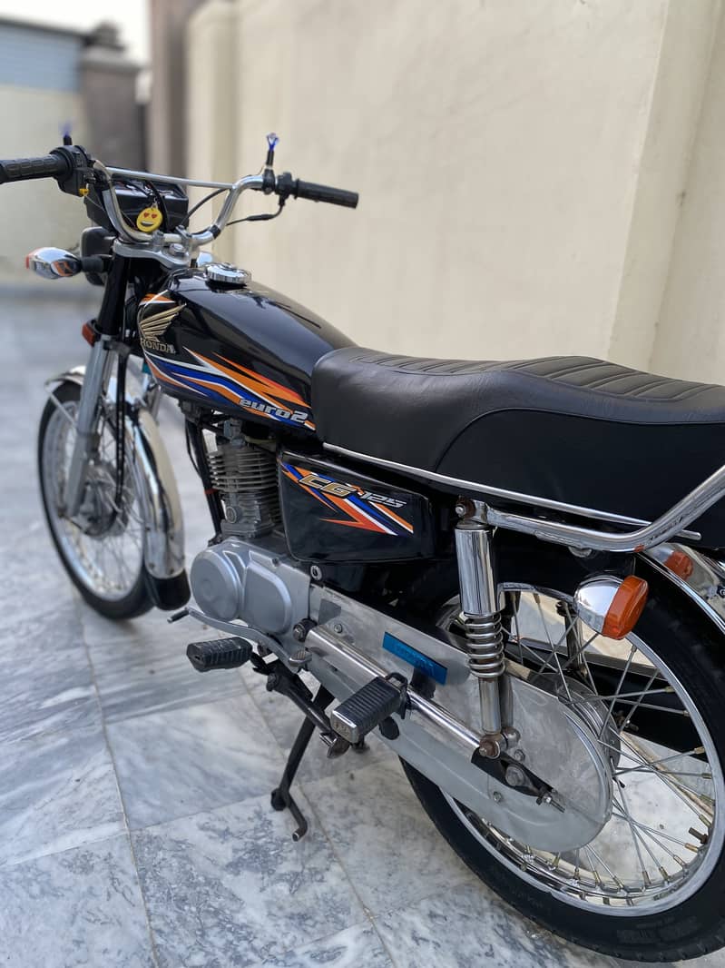 Honda CG 125 2018 3