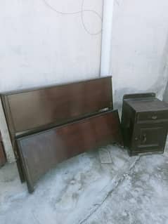 wooden single bed / namaz wali chuki