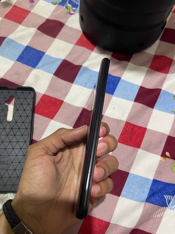 Oppo Reno 2Z 0