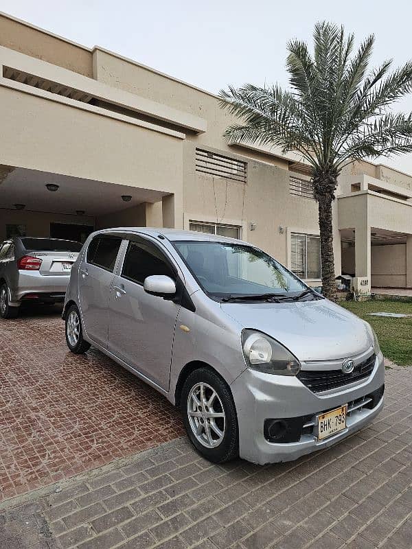 Daihatsu Mira 2014 1