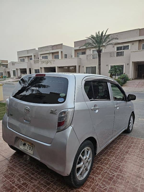 Daihatsu Mira 2014 4