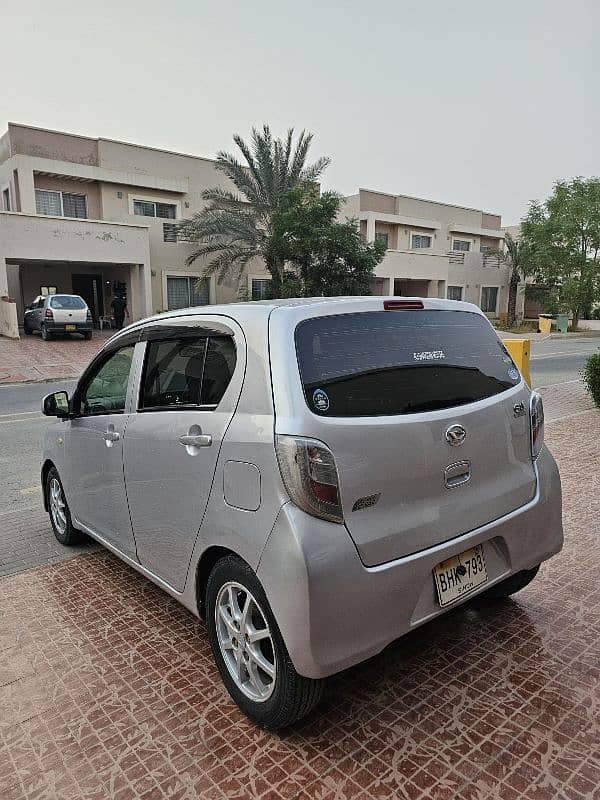 Daihatsu Mira 2014 5