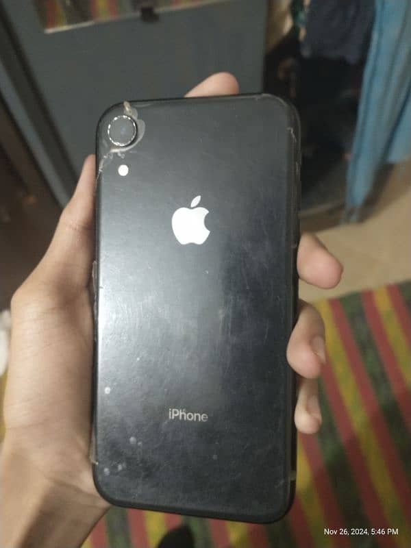 IPHONE XR PTA APPROVE Locked to owner pr back pr panii lagi Hoye hai 0