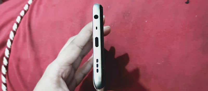 OPPO A16 with box & charger available 8