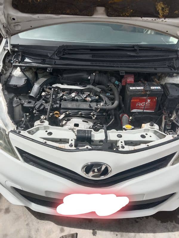 Toyota Vitz 2012 2