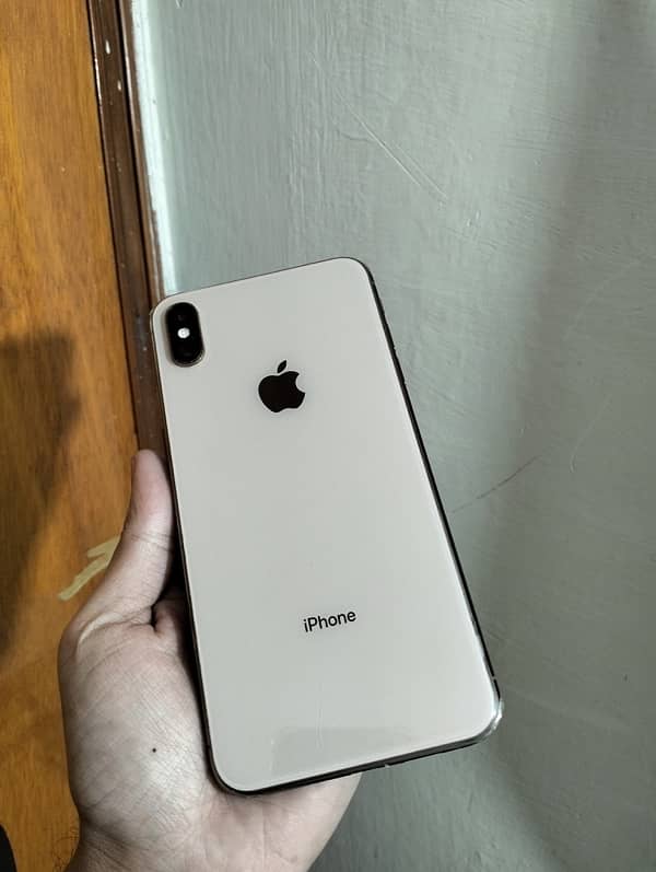 Iphone Xs Max Gold Colour 0