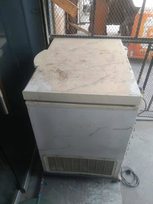 Dawlance Deepfreezer/Fridge for Sale 0