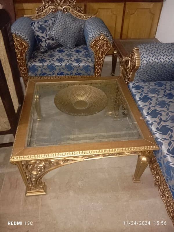 Sofa chinoti with central table side tables 5