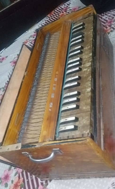 jurman jubilete Harmonium 10