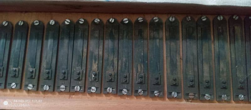 jurman jubilete Harmonium 12