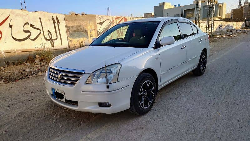 Toyota Premio 2005 pearl white bumper to bumper 4