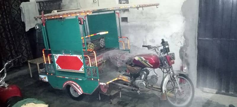 Suzuki 2 stroke rickshaw 0