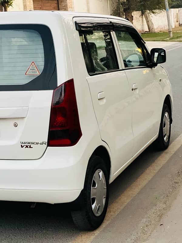 Suzuki Wagon R 2018 8