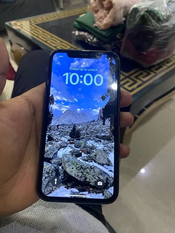 iPhone 11 black colour 3