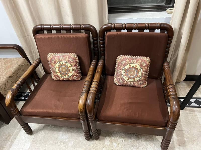 5 seater sofa chinyoti lakri 1