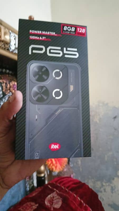 itel p65  4+4. Ram 128 gb Room non active 2400 MAH power bank 2