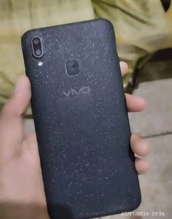 Vivo y91 3/64 with boxx all ok 0