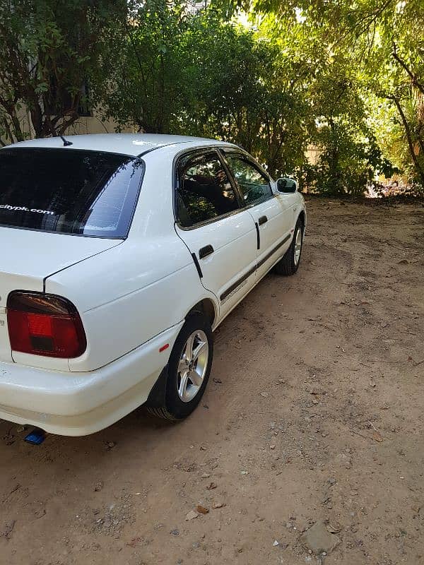 Suzuki Baleno 2003 4