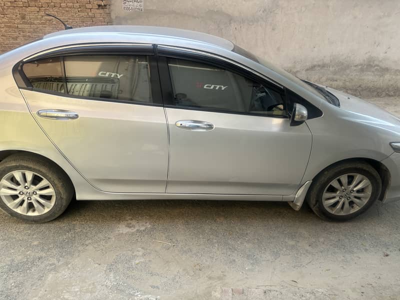 Honda City IVTEC 2013 ASPIRE 1.5 3