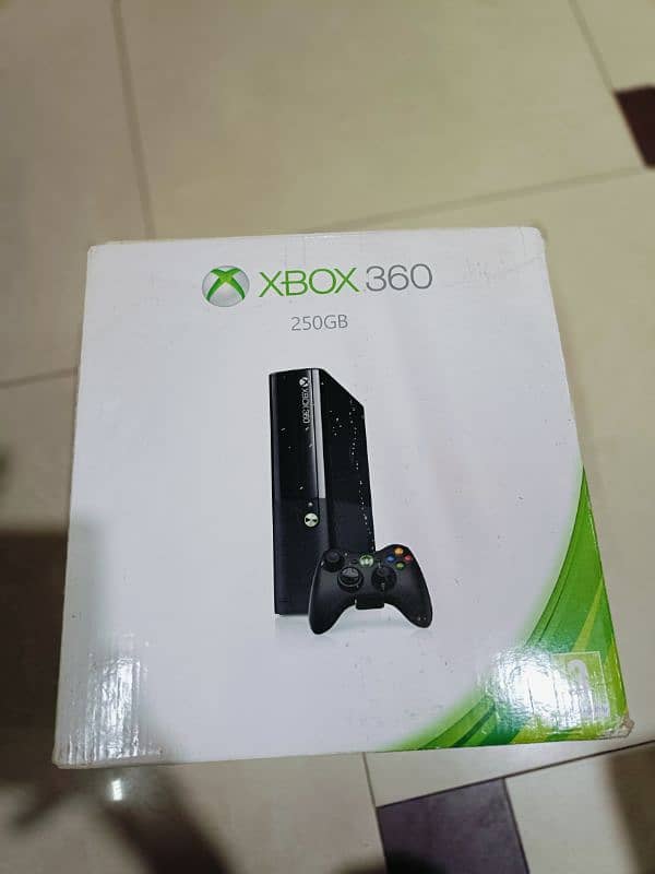 Xbox 360 with 2 wireless controllers 11