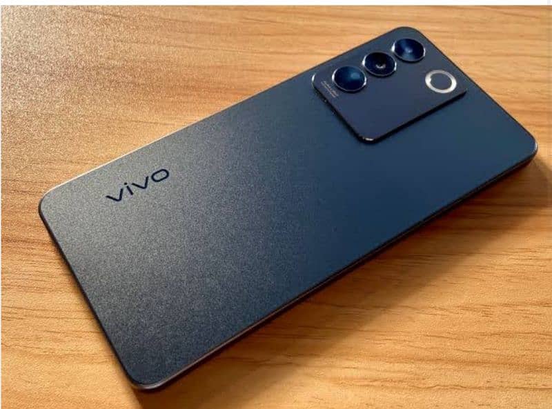 Vivo V27e 8/256 With Full Box 2