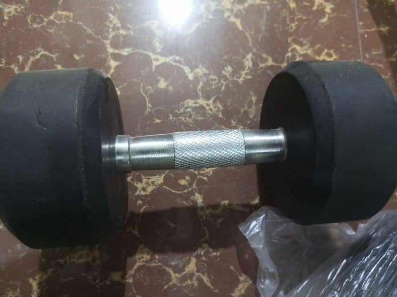 4kg dumbells 0