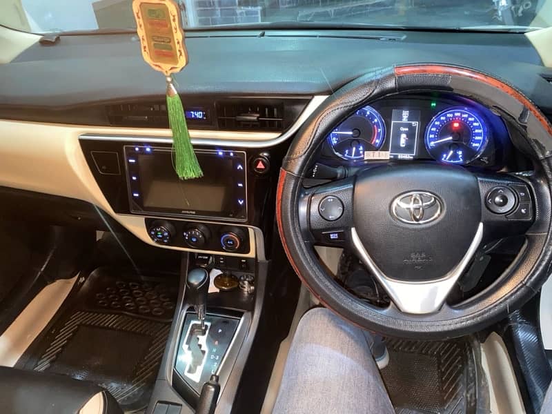 Toyota Corolla Altis 2018 10