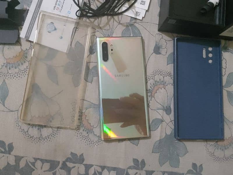 samsung galaxy note 10 Plus OFFICIAL with box and accessories 2