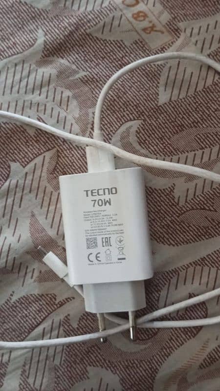 tecno camon 30 10