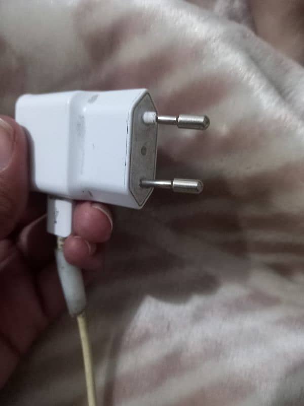 Samsung A31 Used Orignal Charger for sale 1