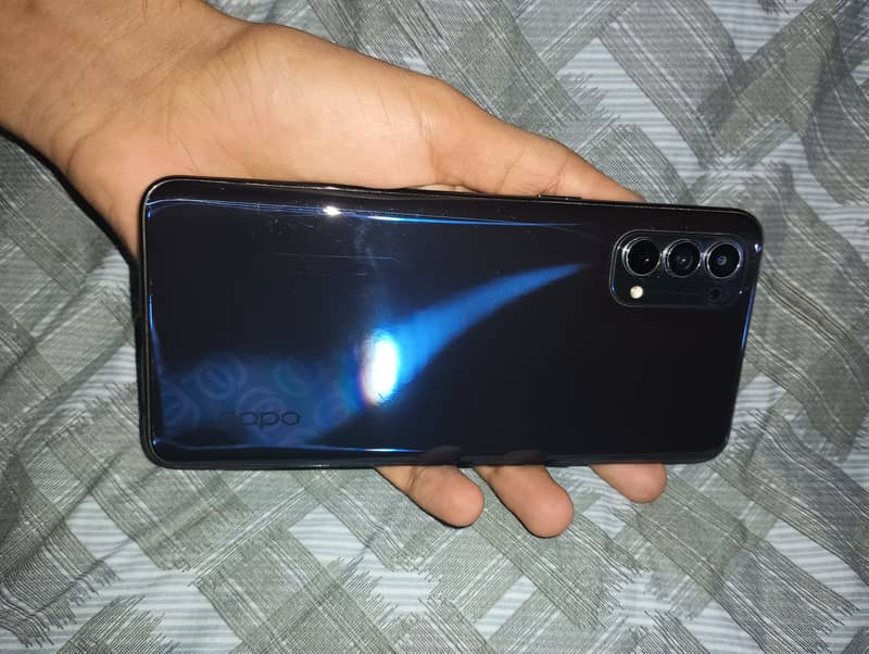 Oppo Reno 4 8/128 (9/10) everything okay guaranteed. 6