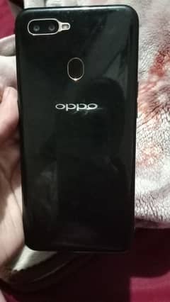 oppo mobile with original charger dastyab h