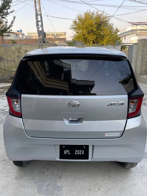 Daihatsu Mira 2021 3