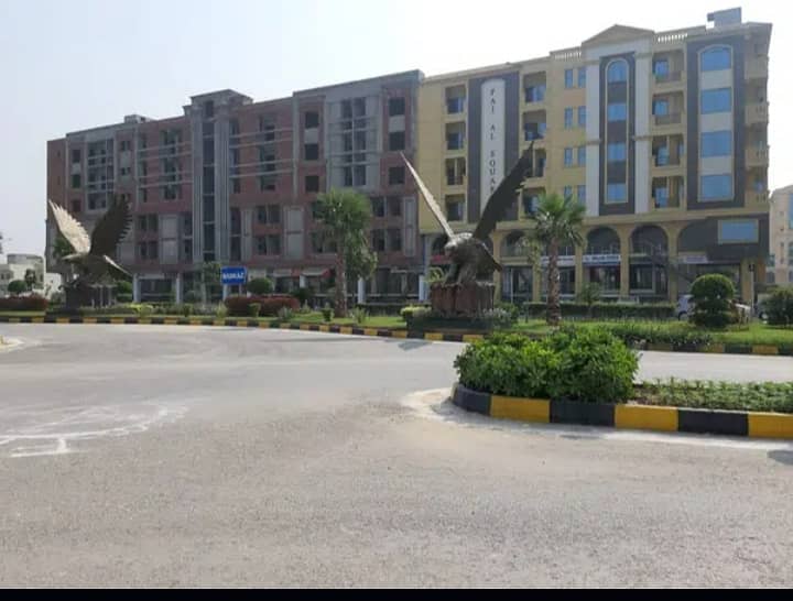 8 mrle plot for sale Faisal town A block beautiful location 7