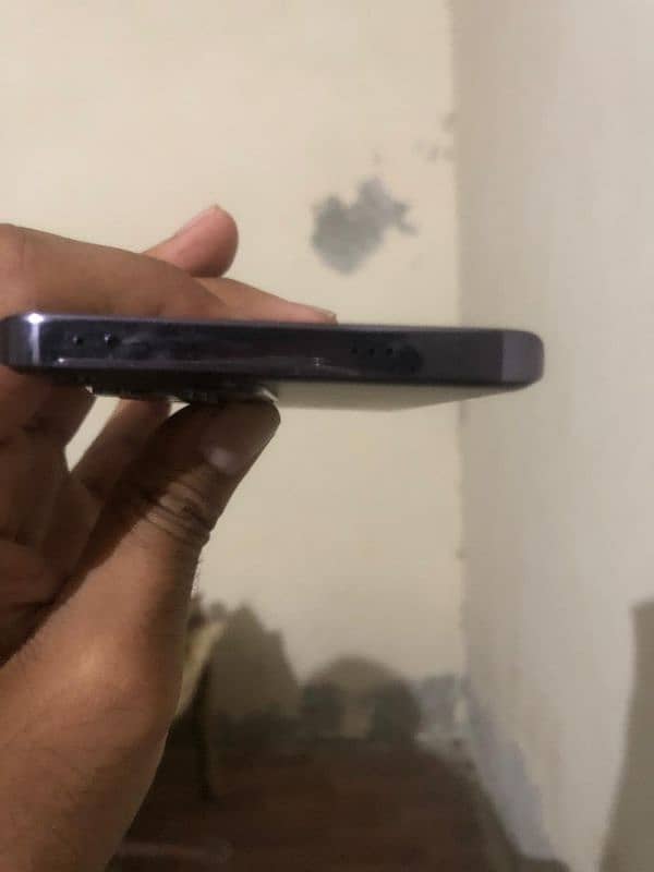 Oppo Reno 12 5G 3