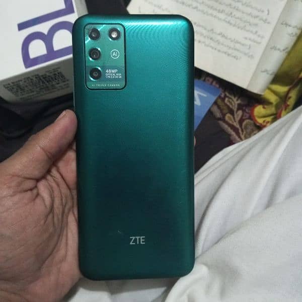 Emergency sell   Zte blade V30 3