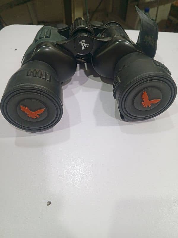 Binoculars 0