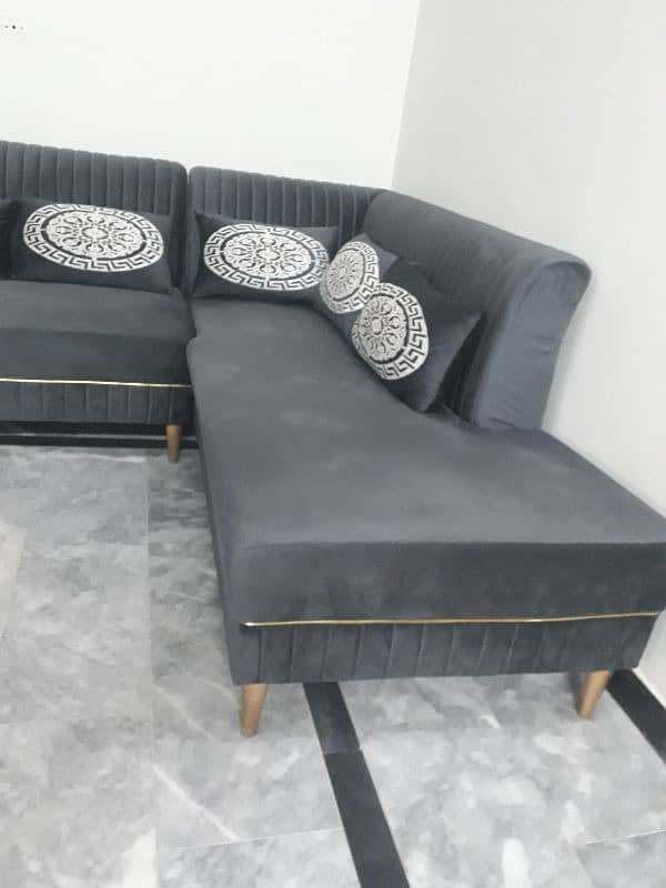 L shape sofa for sale 0