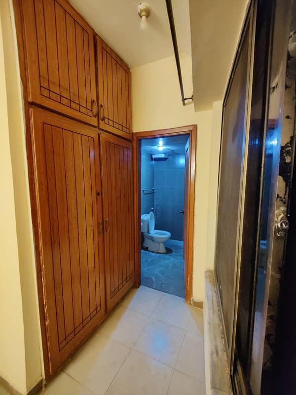 3 BED BEAUTIFUL RENOVATED APARTMENT AVAILABLE FOR RENT IN KHUDADAAD HEIGHTS E11 ISLAMABAD. 3