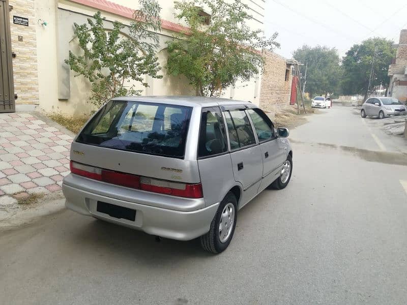 Suzuki Cultus VXL 2004 2