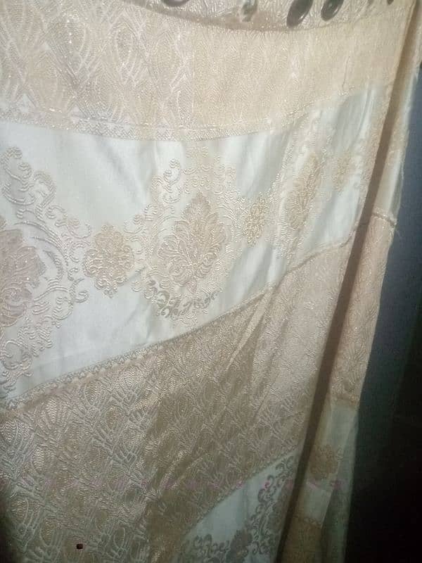 curtain 0