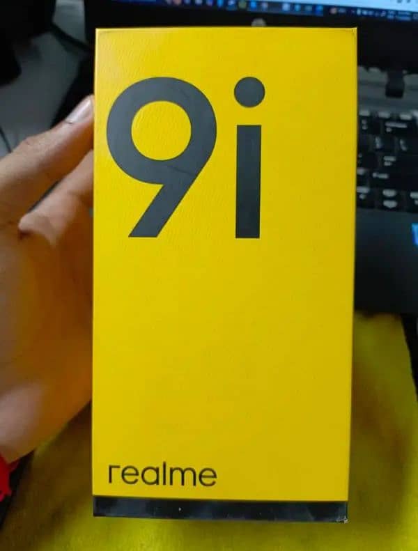 Realme 9i with box seald phone 3