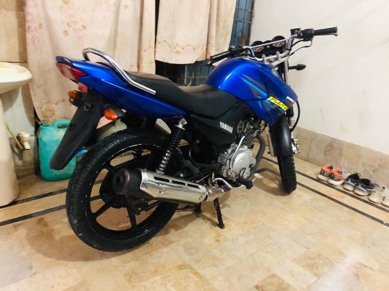 YBR 125 G 6