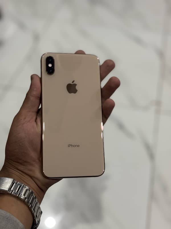 iphone xsmax 256gb pta approved 0