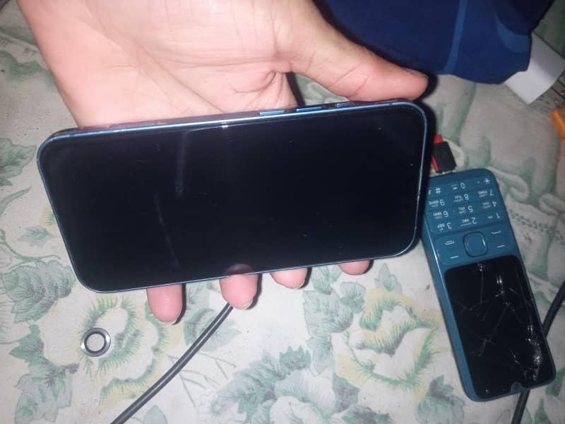 i phone 13. . JV. . 128gb. . 3043980775 8